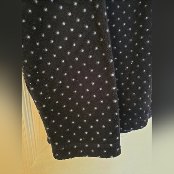 ❤ LANDS END WOMEN'S V-NECK  FLEECE SHIRT NAVY BLUE W/ POLKA DOTS SIZE SMALL 6 /8 - Picture 3 of 7